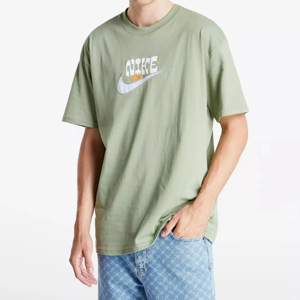 Nike Sportswear Loose Fit Sole Craft Embroidered‎ Olive Green T-Shirt 2XL